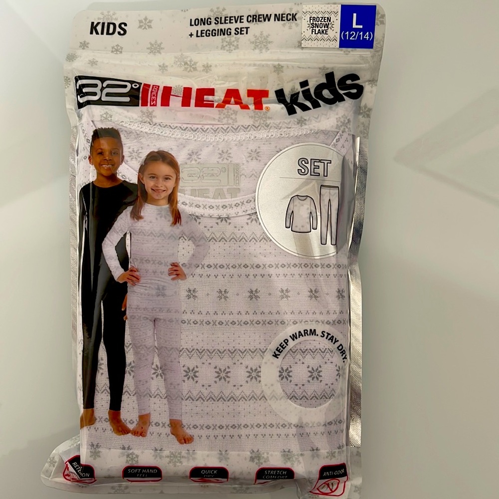 32 DEGREES Kid's Heat Base Layer Set